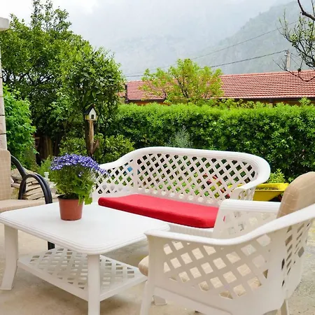 Apartment Buki Kotor Exterior photo