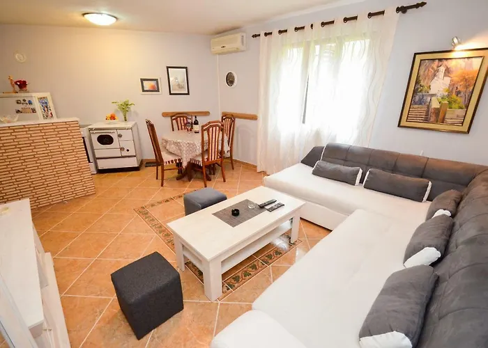 Apartment Buki